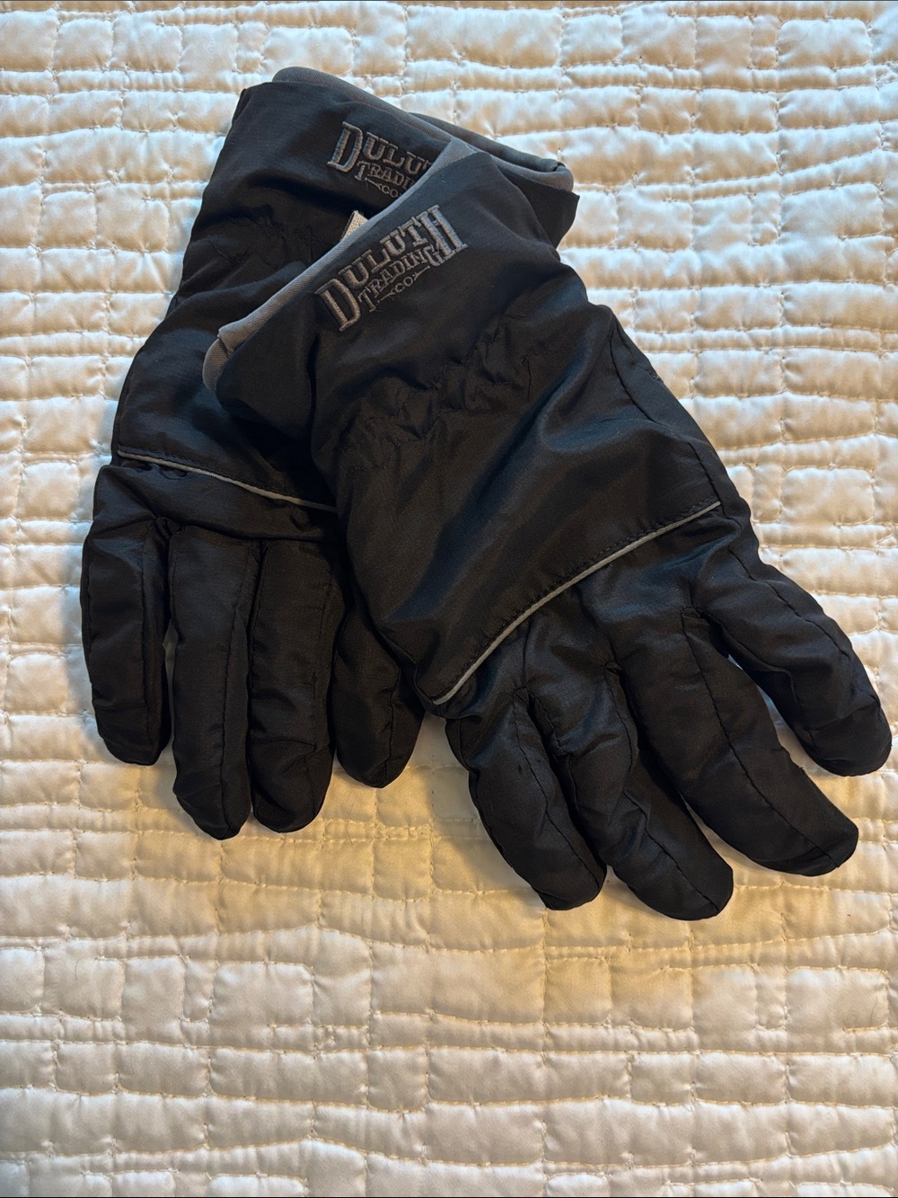 Duluth Trading Co Black Insulated Winter Gloves